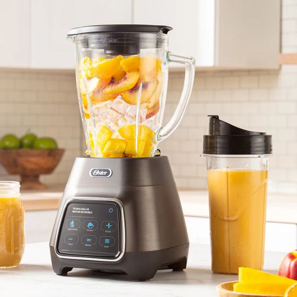 BLSTPYG1312XBG 053 - Licuadora 1.5L Con Tecnología Reversible + Vaso Oster - Imagen 5